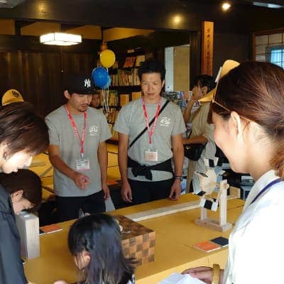 AINスタッフの活動風景