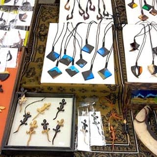 ウッドアクセサリー　noble (ノーブル）